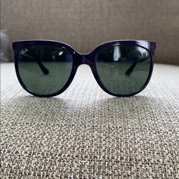Amazing vintage women’s Ray Ban Sunglasses - Picture 3 of 4